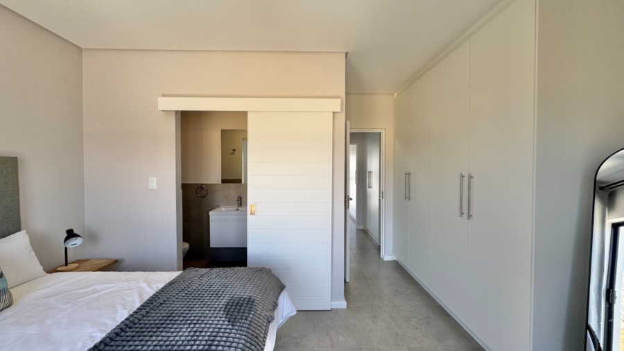 2 Bedroom Property for Sale in Whispering Pines Western Cape